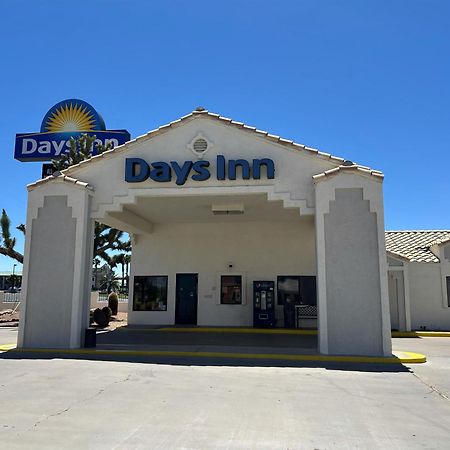 Days Inn By Wyndham Kingman West Dış mekan fotoğraf