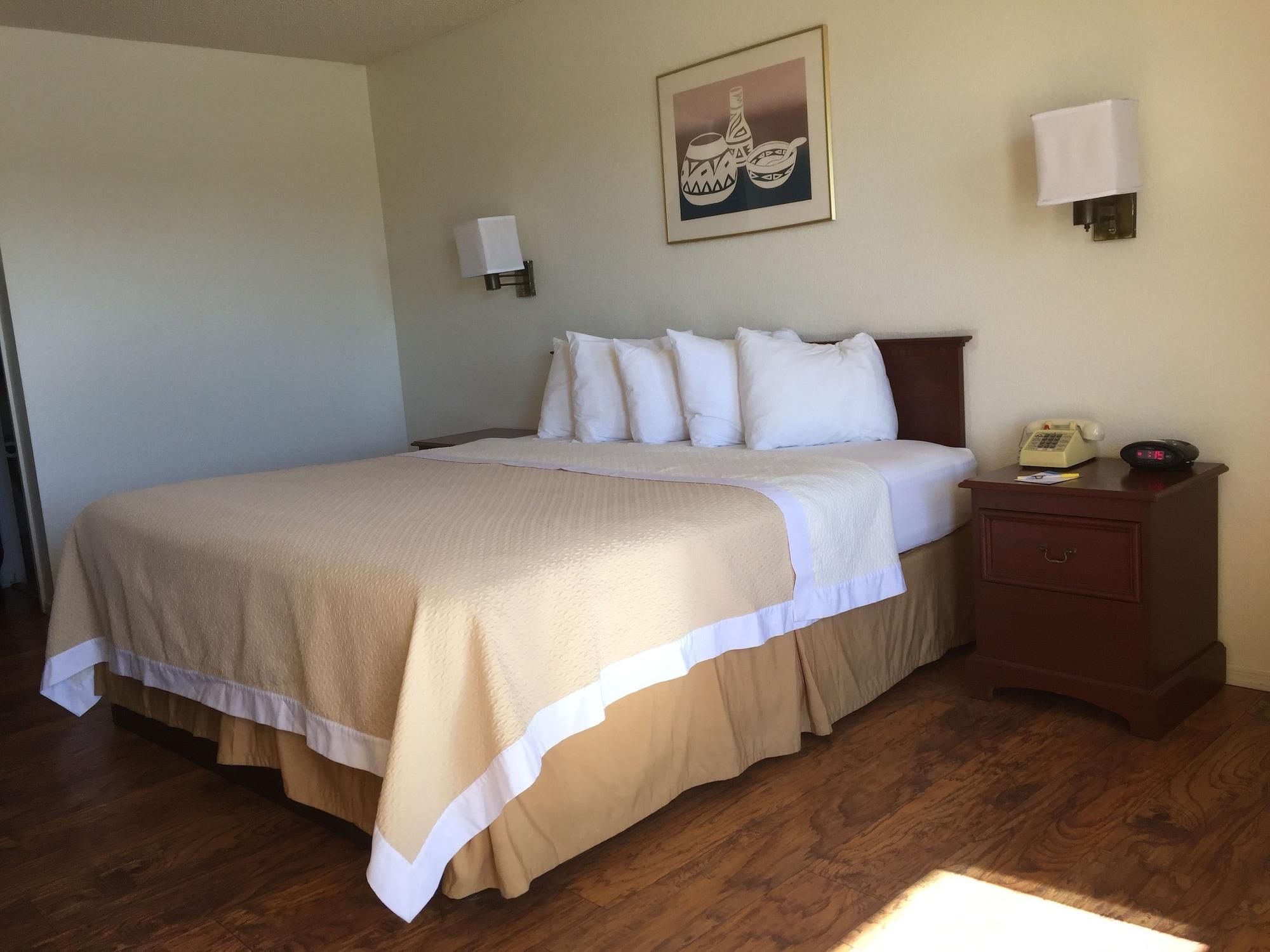 Days Inn By Wyndham Kingman West Dış mekan fotoğraf