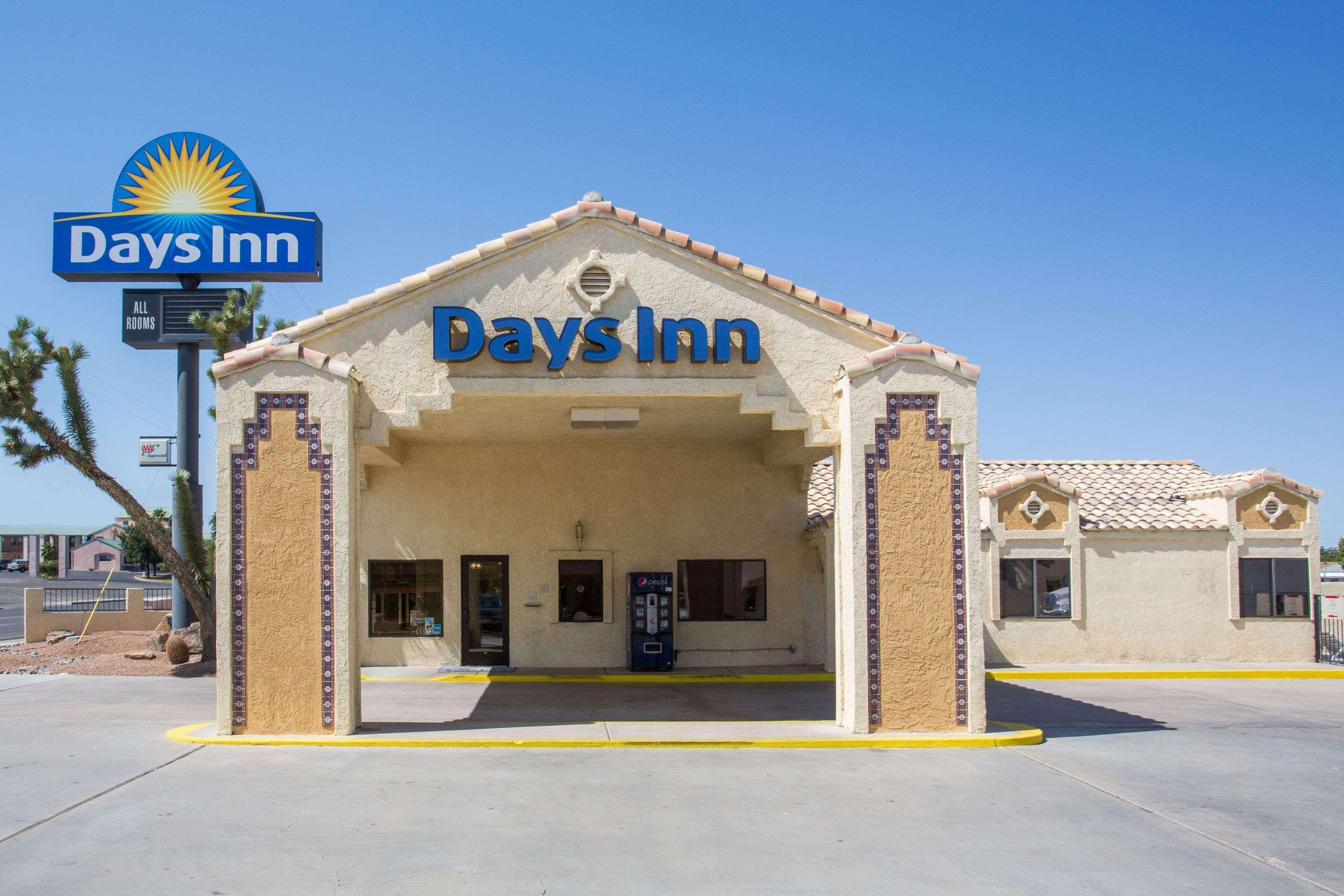 Days Inn By Wyndham Kingman West Dış mekan fotoğraf