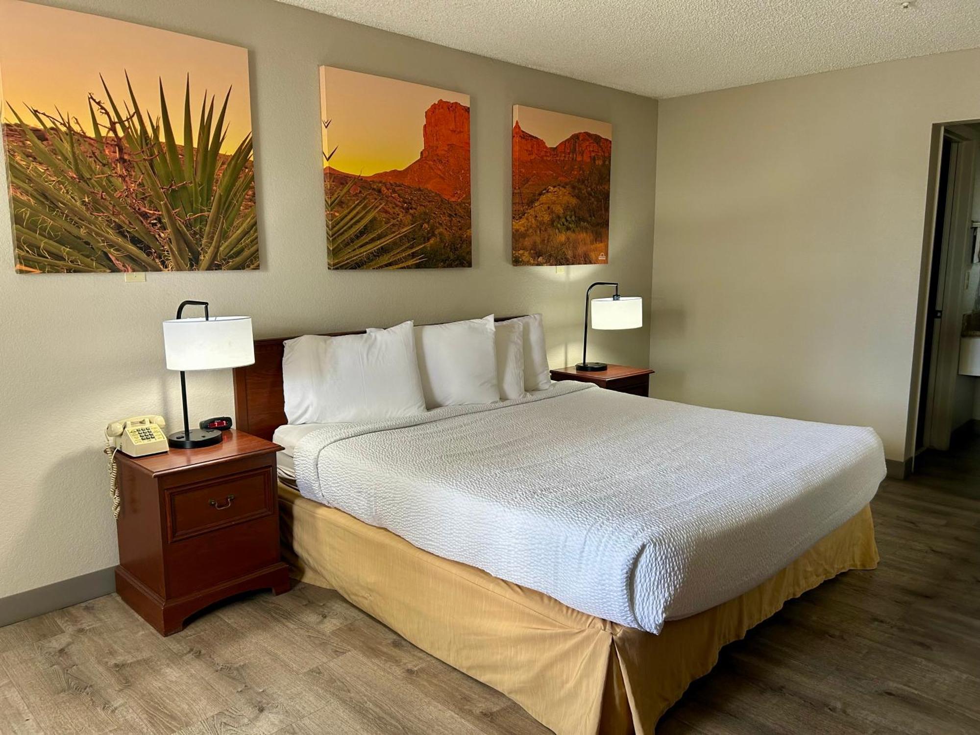 Days Inn By Wyndham Kingman West Dış mekan fotoğraf
